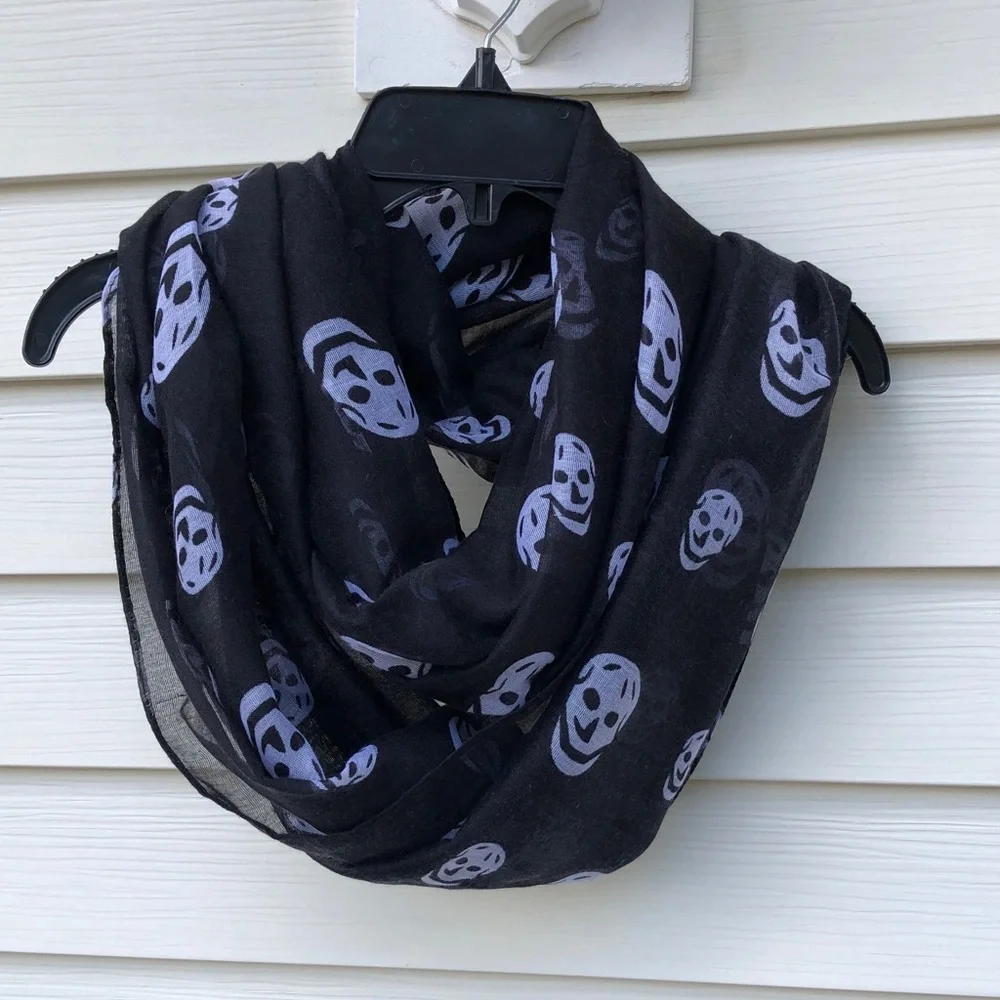 Black Skull Print scarf